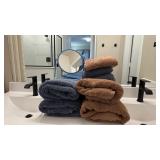 8PC TOWELS & MIRROR
