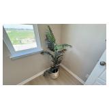 FAUX FLOOR PLANT