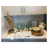 ASSORTED KITCHEN ITEMS