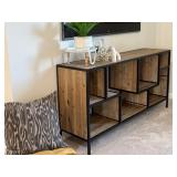 SHELVING UNIT