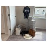 ASSORTED CLOSET ITEMS