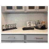 11PC ASSORTED KITCHEN ITEMS