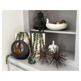 8PC ASSORTED DECOR