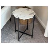 ACCENT TABLE