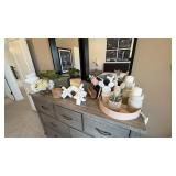 ASSORTED DECOR ITEMS
