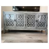 MEDIA CONSOLE