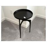 ACCENT TABLE
