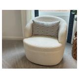 ACCENT CHAIR