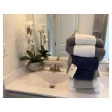 13PC ASSORTED BATH ITEMS