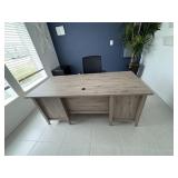 2PC DESK & CHAIR
