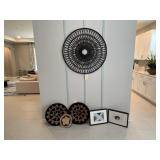 6PC ASSORTED WALL ART