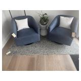 AREA RUG