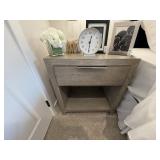 2PC NIGHTSTANDS