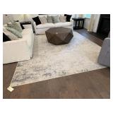 AREA RUG