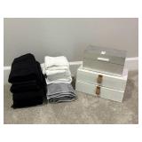 11PC LAUNDRY ITEMS