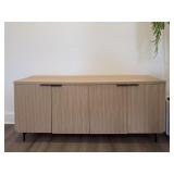 MEDIA CONSOLE