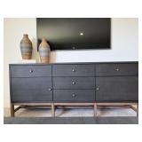 CREDENZA