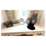 ASSORTED DECOR ITEMS