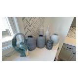 ASSORTED DECOR ITEMS