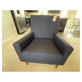 ACCENT CHAIR