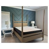 QUEEN BED