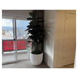 FAUX FLOOR PLANT