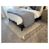 AREA RUG