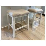 2PC BAR STOOLS