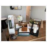 ASSORTED DECOR ITEMS