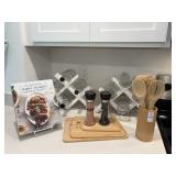 9PC KITCHEN ITEMS