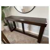 CONSOLE TABLE