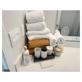 ASSORTED BATH ITEMS