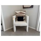 SIDE CHAIR