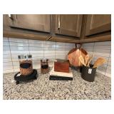 9PC KITCHEN ITEMS
