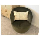 SWIVEL CHAIR