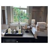 12PC BATHROOM ITEMS