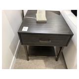 ACCENT TABLE