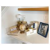ASSORTED DECOR ITEMS