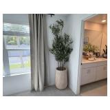 FAUX FLOOR PLANT