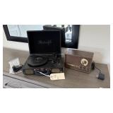 2PC RECORD PLAYER & RADIO