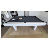 BILLIARD POOL TABLE