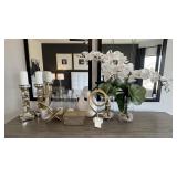 ASSORTED DECOR ITEMS