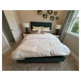 QUEEN BED