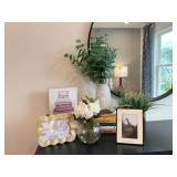 ASSORTED DECOR ITEMS