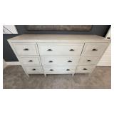 3PC DRESSER & NIGHTSTANDS