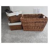 4 PC CLOSET ITEMS