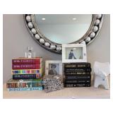 ASSORTED DECOR ITEMS