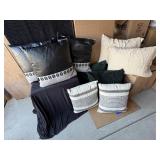 9PC PILLOWS
