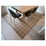 AREA RUG