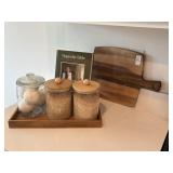 8PC KITCHEN ITEMS